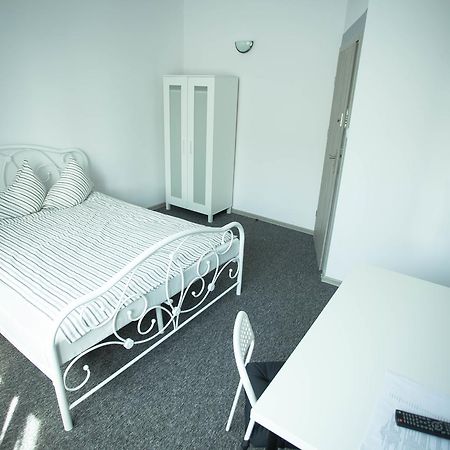 Moonriver Inn وارسو المظهر الخارجي الصورة