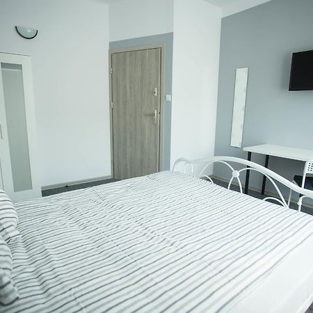 Moonriver Inn وارسو المظهر الخارجي الصورة