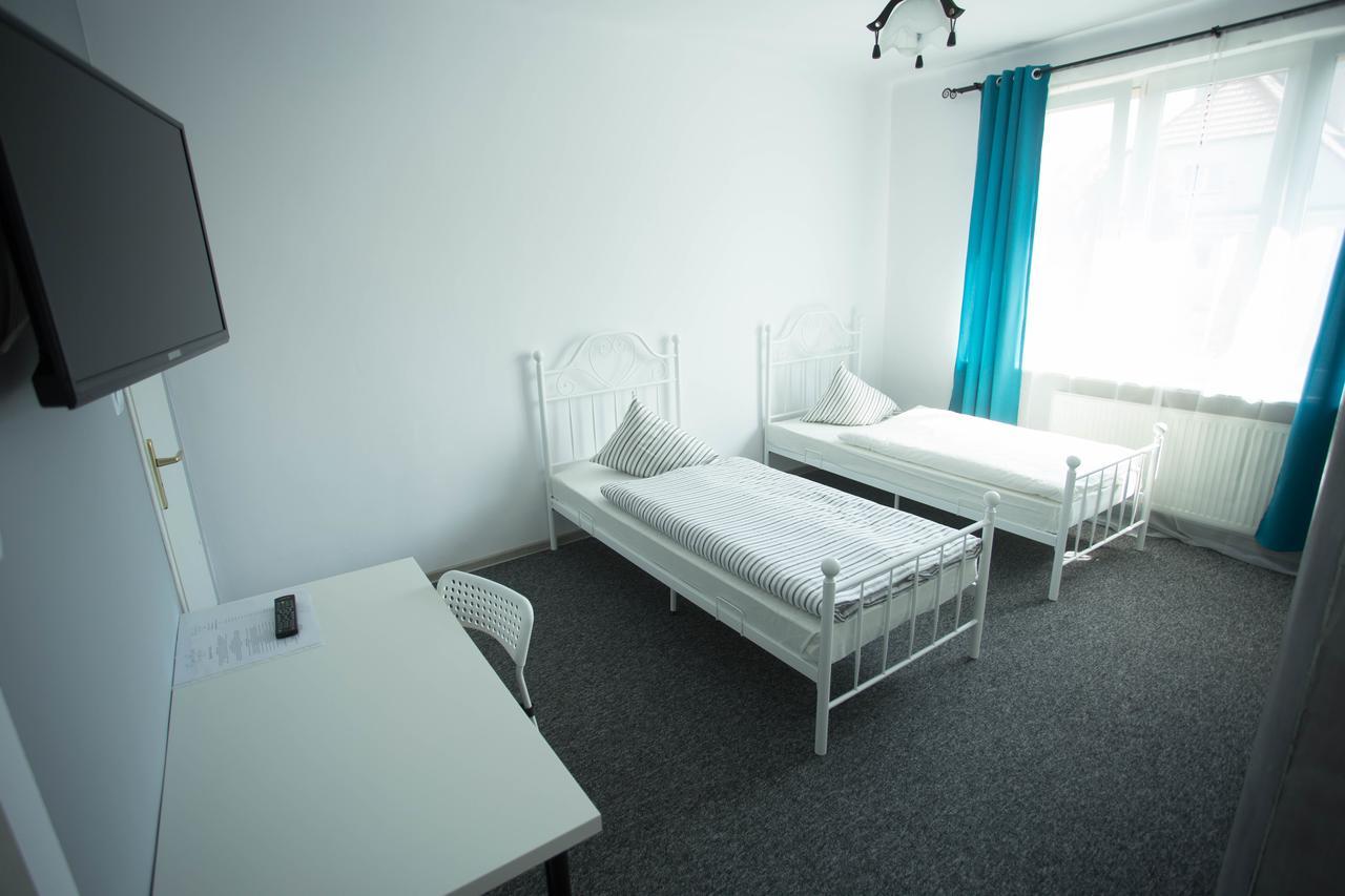 Moonriver Inn وارسو المظهر الخارجي الصورة