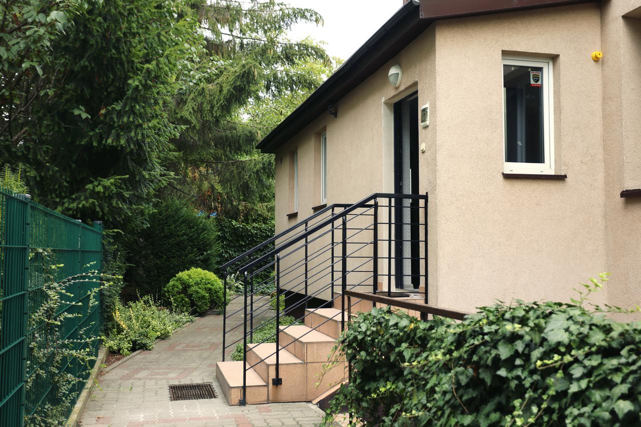 Moonriver Inn وارسو المظهر الخارجي الصورة