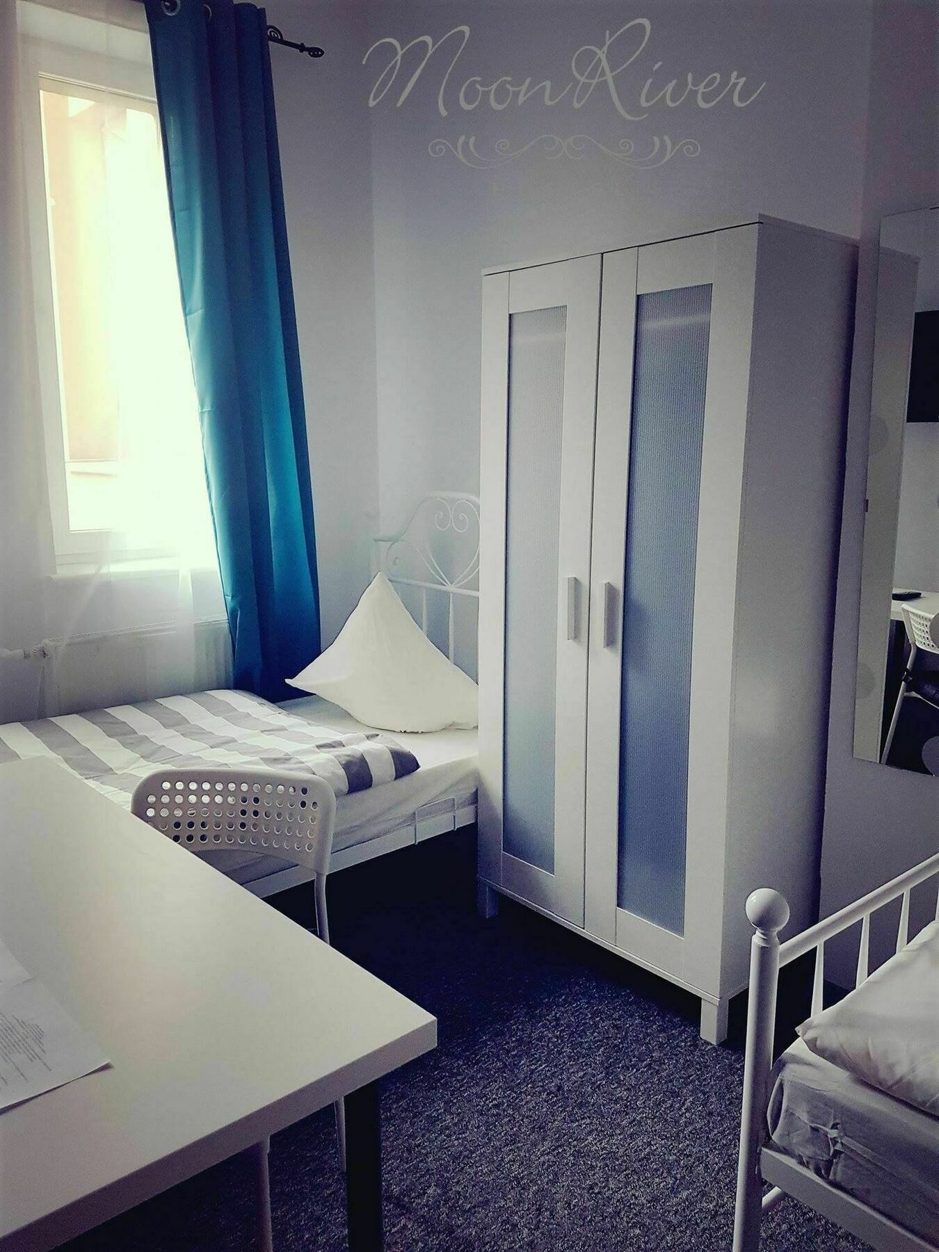 Moonriver Inn وارسو المظهر الخارجي الصورة