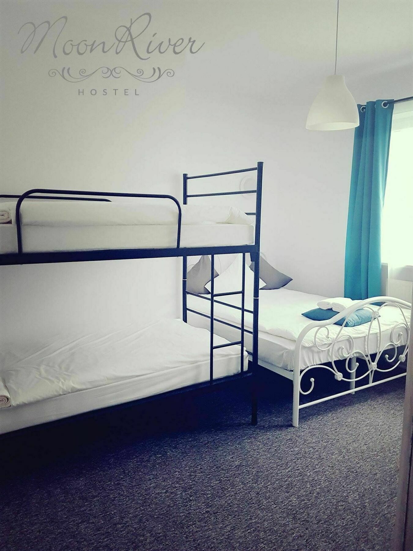 Moonriver Inn وارسو المظهر الخارجي الصورة