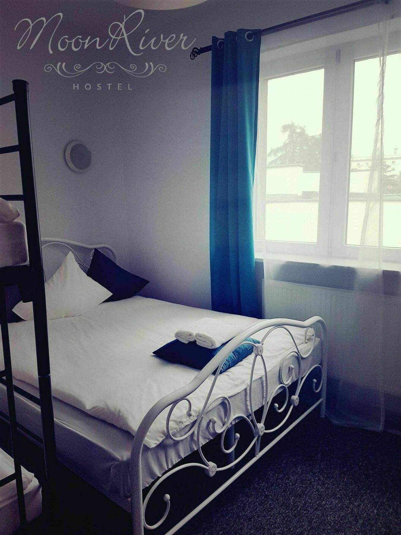 Moonriver Inn وارسو المظهر الخارجي الصورة